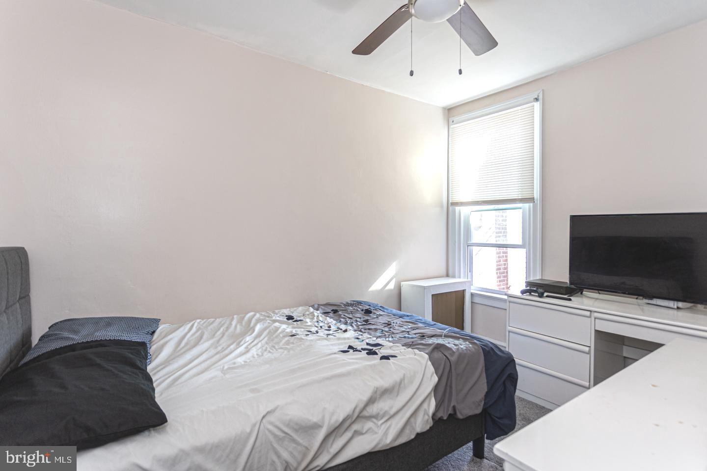 7129 Marsden Street Philadelphia, PA 19135 - Photo 18 of 38