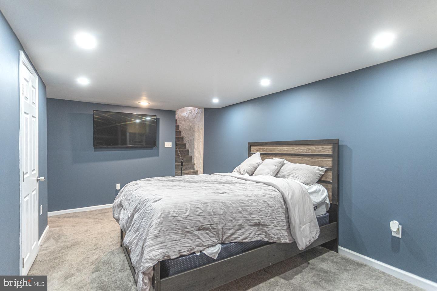 7129 Marsden Street Philadelphia, PA 19135 - Photo 22 of 38