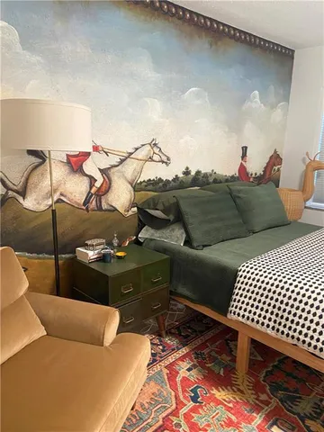 $164,900 | 4545 Wornall Road, Kansas City, MO 64111