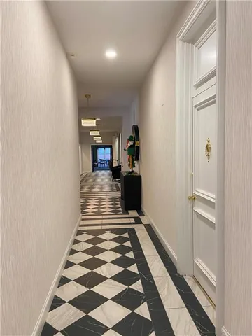 $164,900 | 4545 Wornall Road, Kansas City, MO 64111