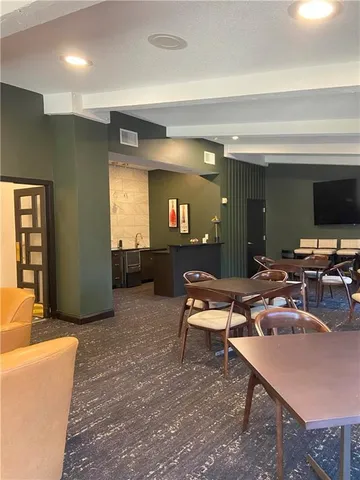 $164,900 | 4545 Wornall Road, Kansas City, MO 64111