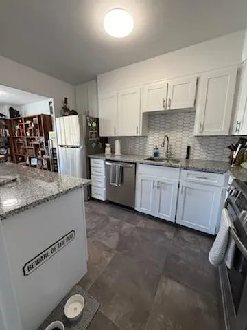 $164,900 | 4545 Wornall Road, Kansas City, MO 64111