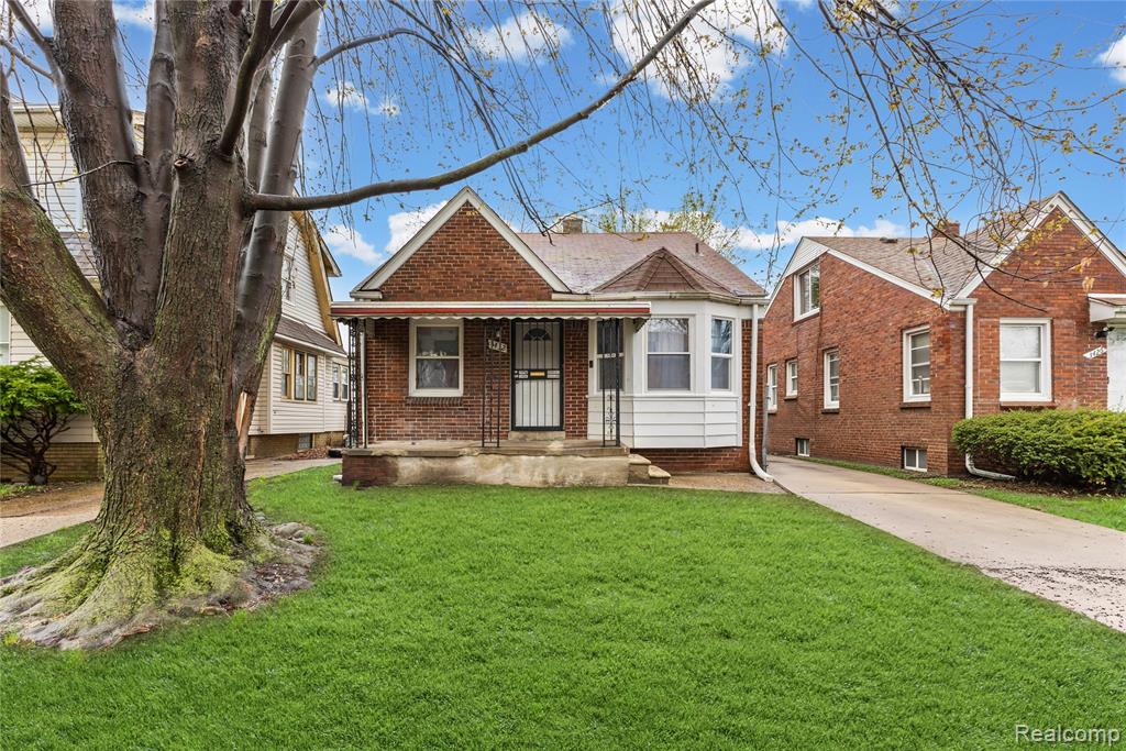 3432 Buckingham Detroit, MI 48224 - Photo 2 of 2