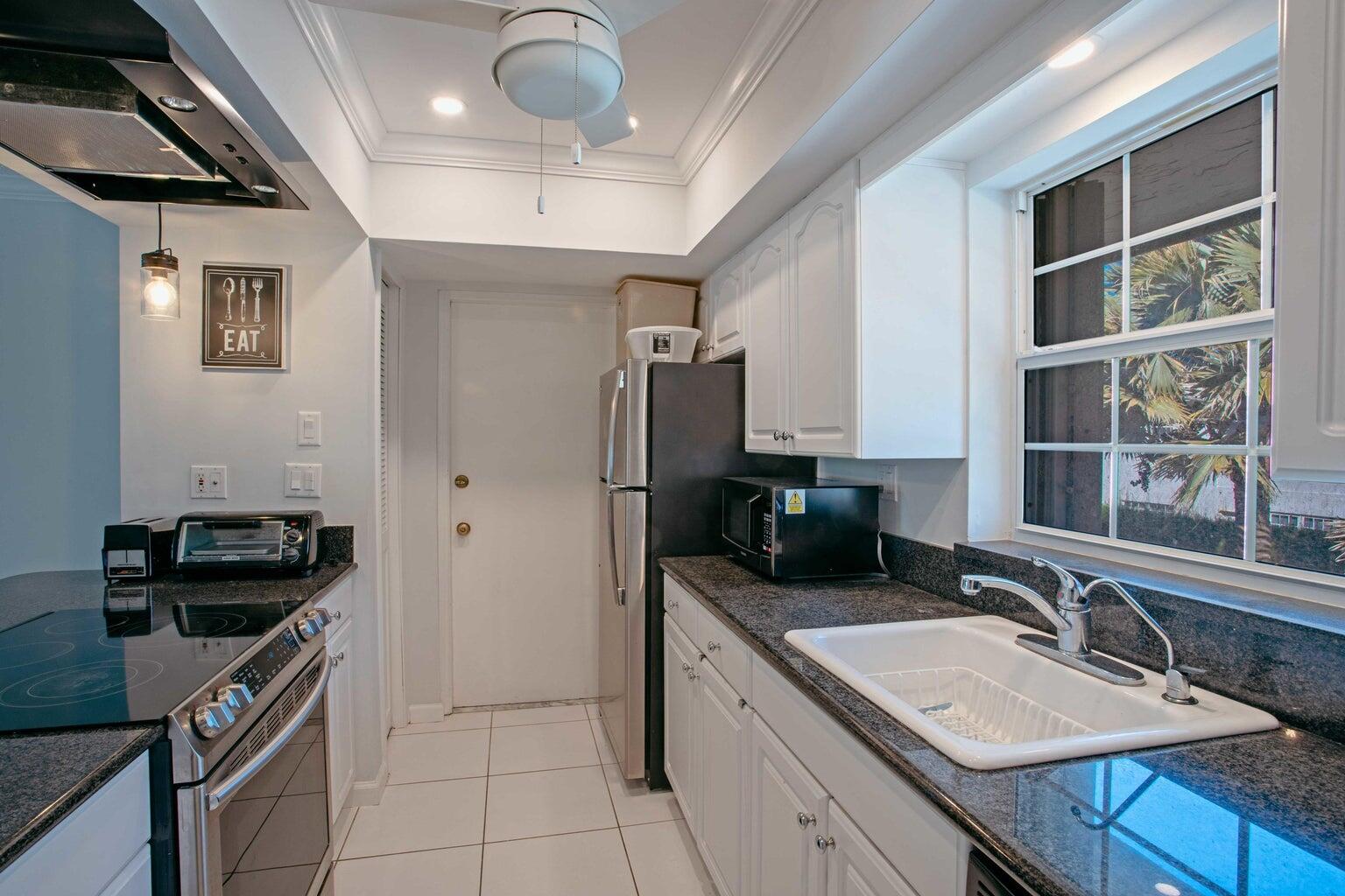 5500 Old Ocean Boulevard, Unit 210 Ocean Ridge, FL 33435 - Photo 15 of 27 15