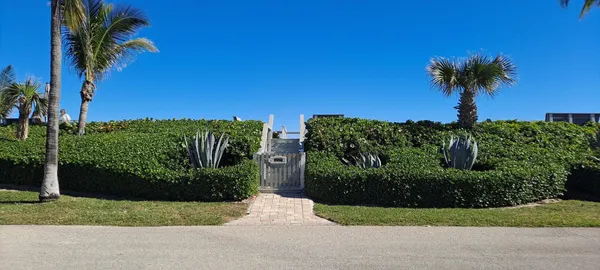 $8,000 | 5500 Old Ocean Boulevard, Unit 210, Ocean Ridge, FL 33435