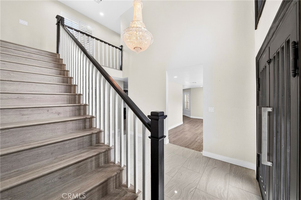 19361 Plummer Street Northridge, CA 91324 - Photo 12 of 35