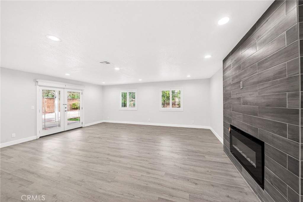 19361 Plummer Street Northridge, CA 91324 - Photo 19 of 35 1st family room