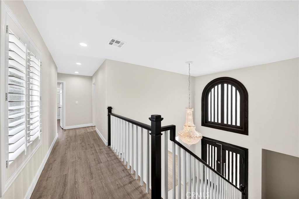 19361 Plummer Street Northridge, CA 91324 - Photo 23 of 35 2nd floor