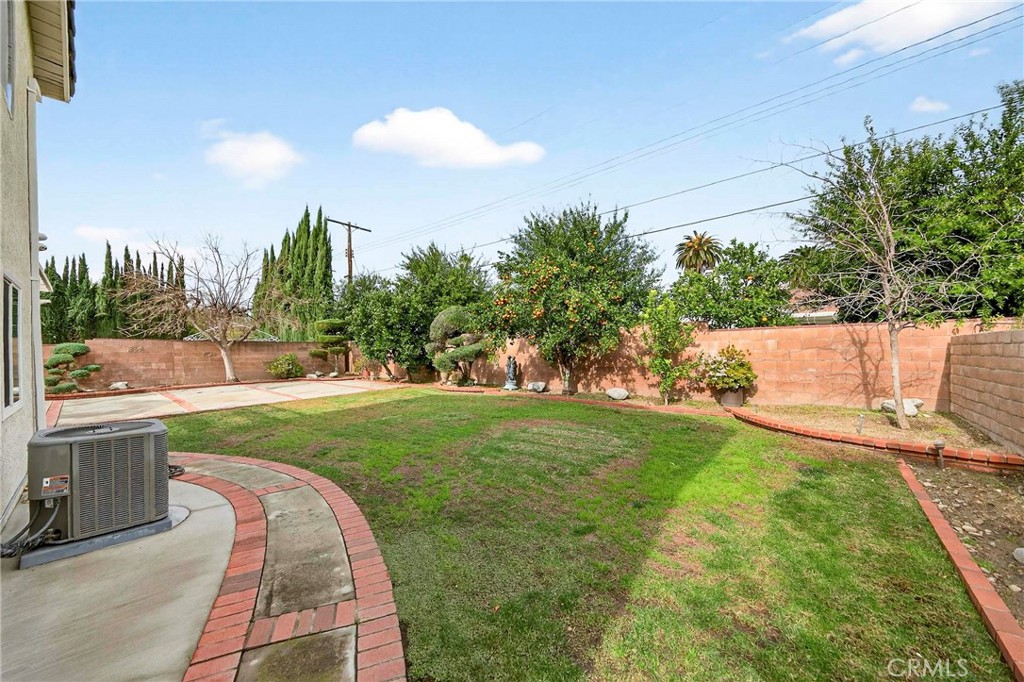 19361 Plummer Street Northridge, CA 91324 - Photo 8 of 35