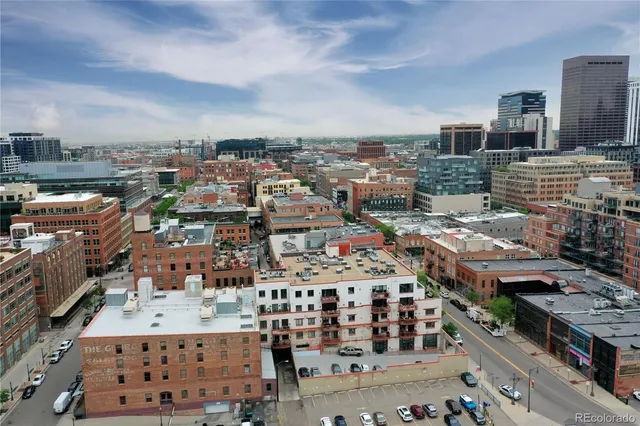 a picture of city view