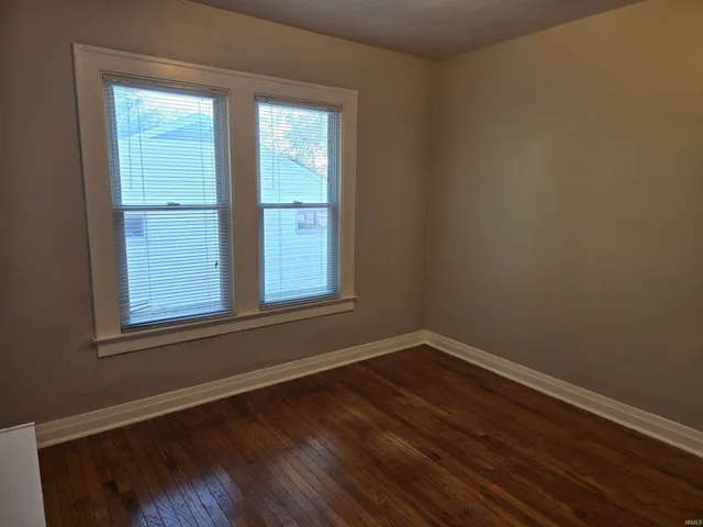 $124,900 | 1210 North 13th Street, Vincennes, IN 47591