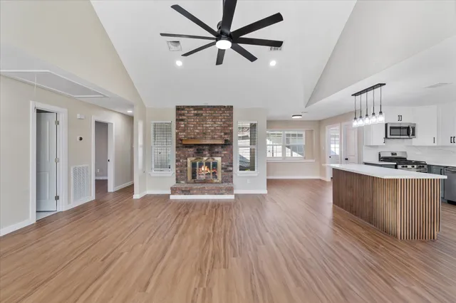 $285,500 | 3309 Park Wick Lane, Deer Park, TX 77536