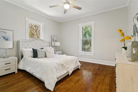 $549,900 | 1821 College Avenue, Fort Worth, TX 76110