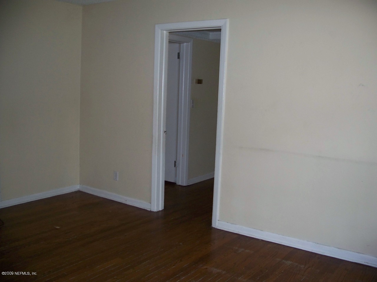 6117 Bartram Road Jacksonville, FL 32216 - Photo 2 of 11 Living Room