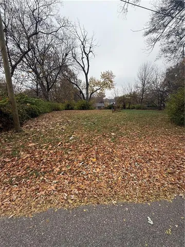 $10,000 | 2813 South 37th Street, Kansas City, KS 66106