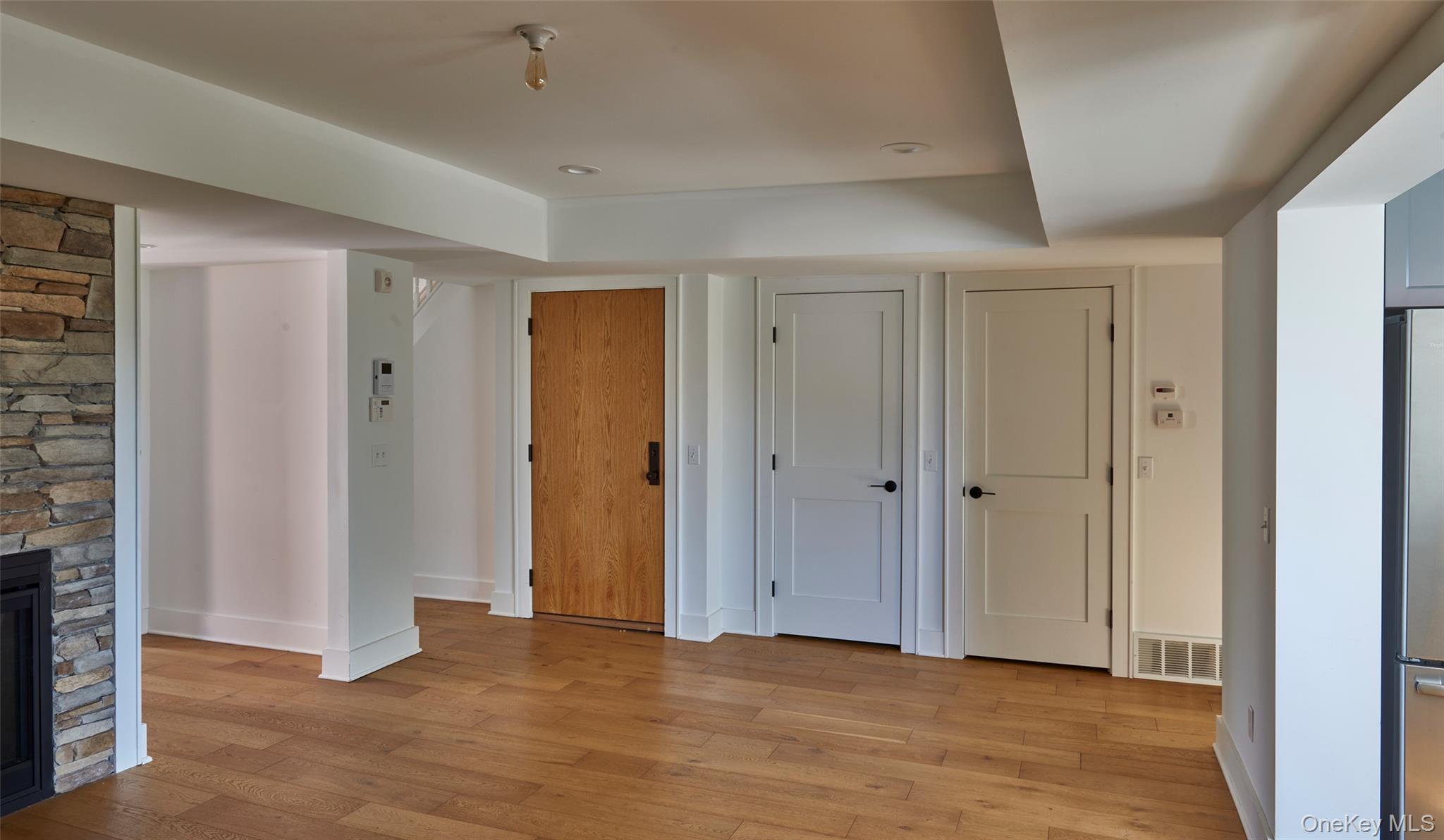 125 Warren Street Hudson, NY 12534 - Photo 10 of 18
