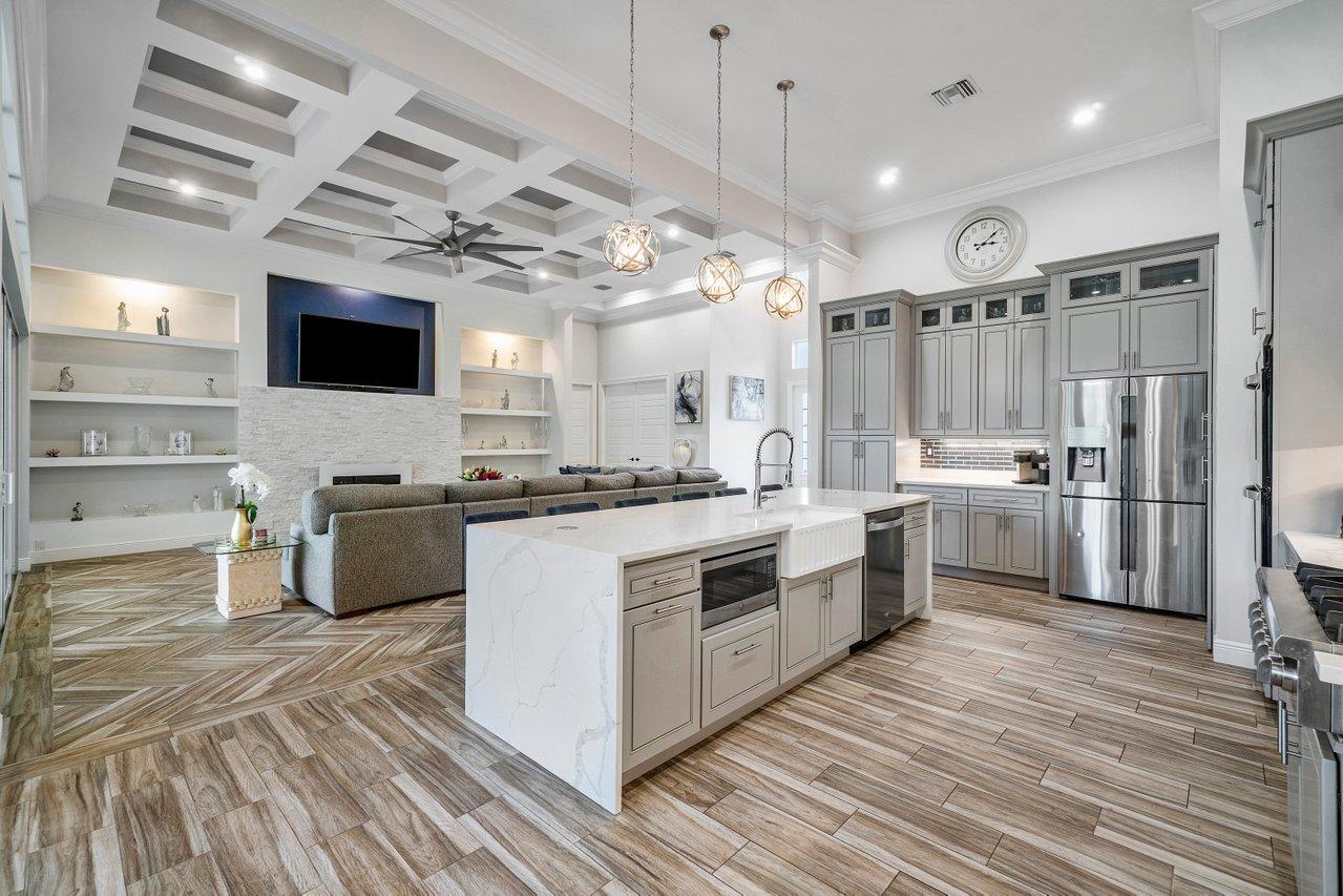 17520 Wildwood Road Jupiter, FL 33478 - Photo 13 of 52 009-17520WildwoodRoad-Jupiter-FL-33478-S