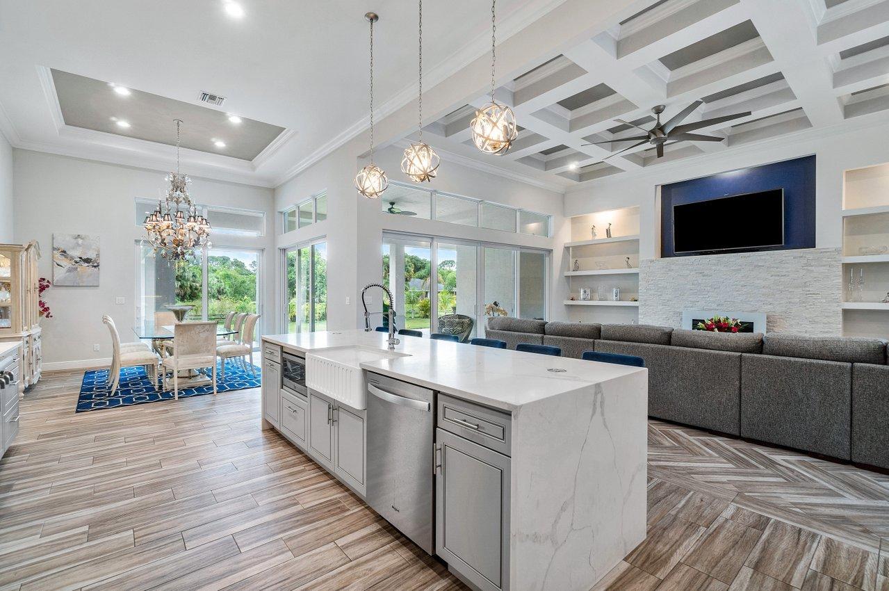 17520 Wildwood Road Jupiter, FL 33478 - Photo 14 of 52 010-17520WildwoodRoad-Jupiter-FL-33478-S