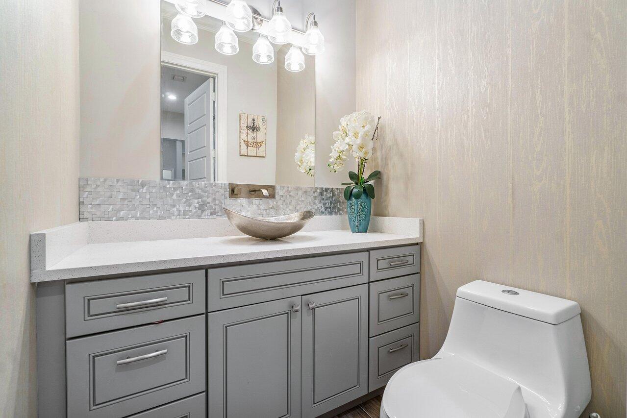 17520 Wildwood Road Jupiter, FL 33478 - Photo 22 of 52 018-17520WildwoodRoad-Jupiter-FL-33478-S