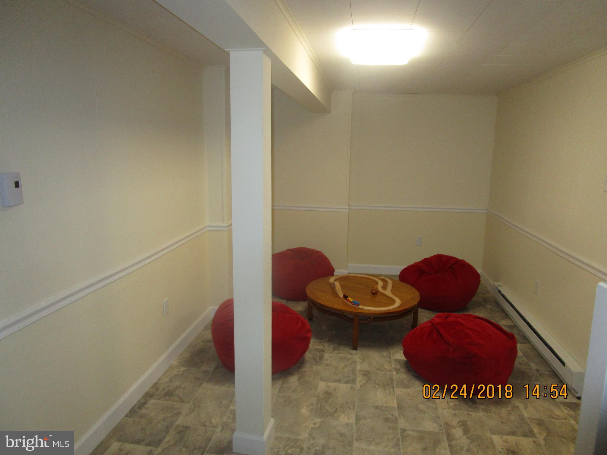 18829 Crofton Road Hagerstown, MD 21742 - Photo 26 of 30 Interior (General)