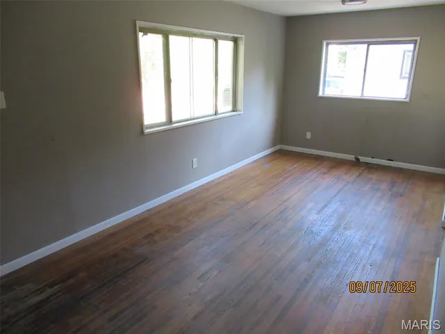 $42,500 | 10552 Earl Drive, St. Louis, MO 63136