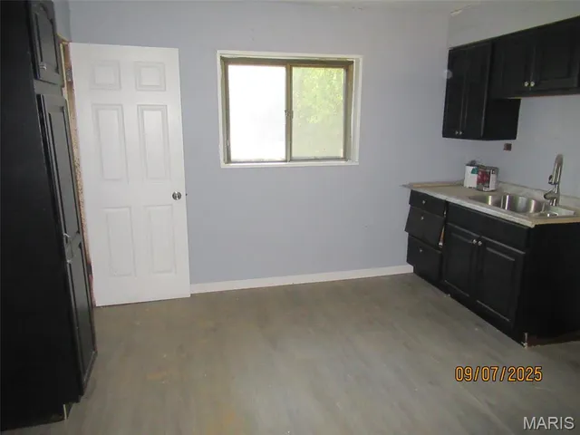 $42,500 | 10552 Earl Drive, St. Louis, MO 63136