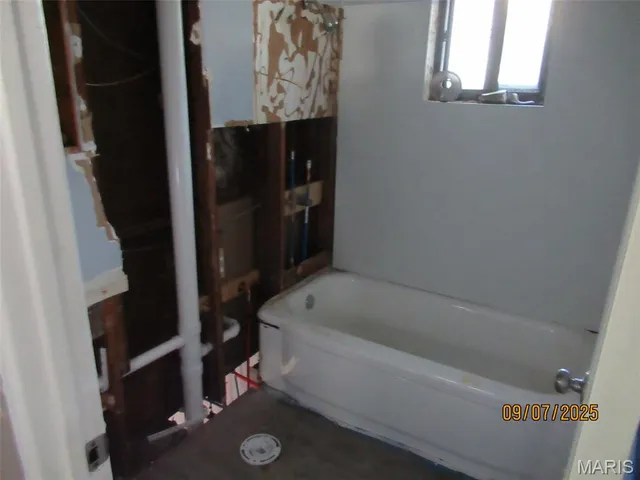 $42,500 | 10552 Earl Drive, St. Louis, MO 63136