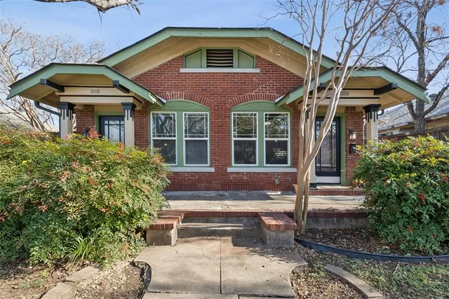 $2,400 | 1008 Haines Avenue, Dallas, TX 75208