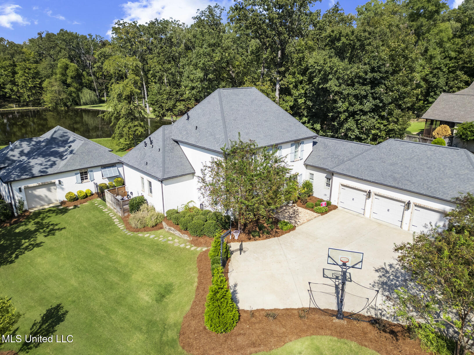 103 Cherry Laurel Court Ridgeland, MS 39157 - Photo 58 of 62 103 Cherry Laurel Ct Drone-4