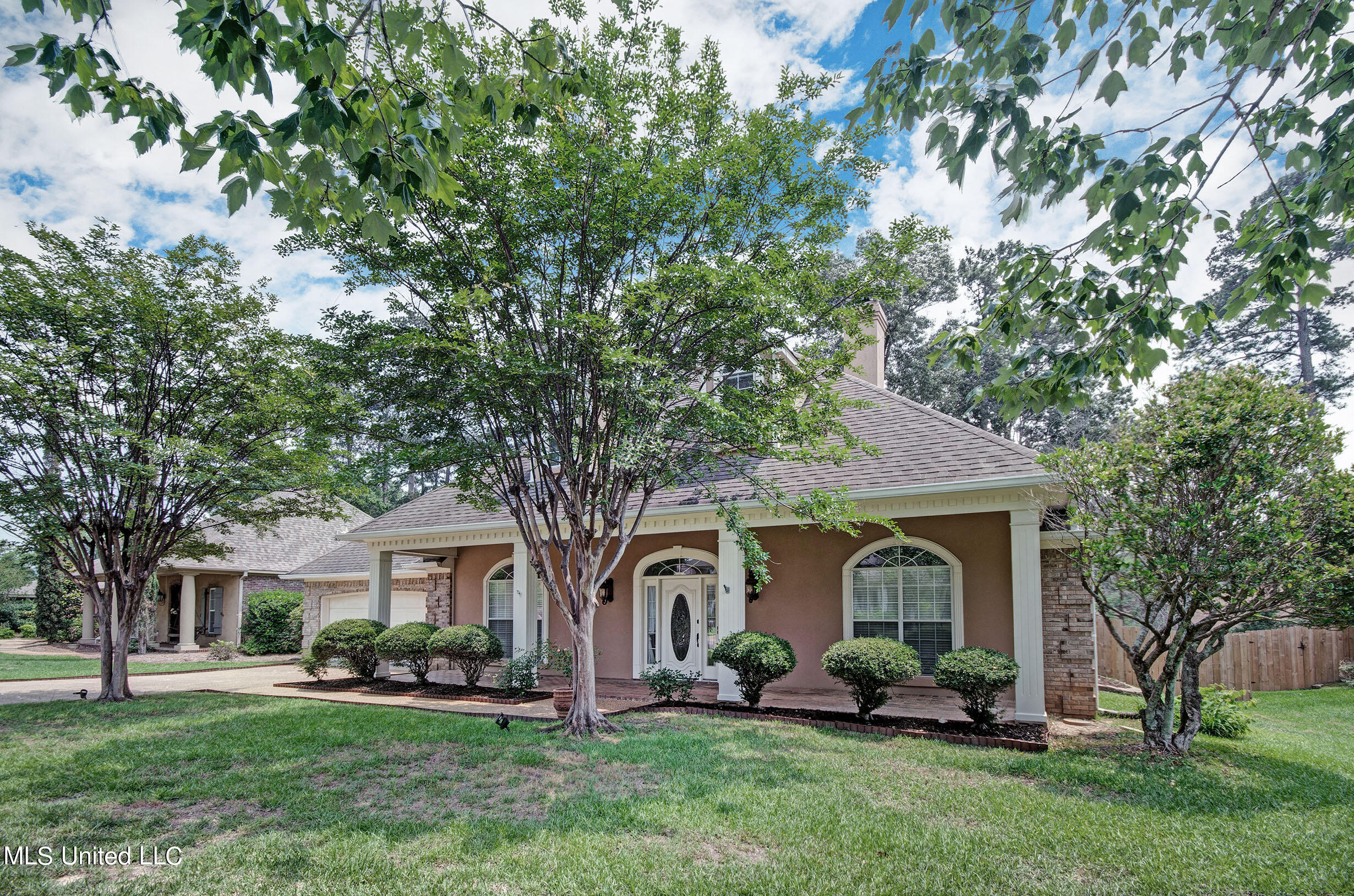 524 Ridge Circle Brandon, MS 39047 - Photo 3 of 37 IMGP3323_4_5
