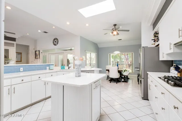 $535,000 | 116 Midland Drive, Lafayette, LA 70506