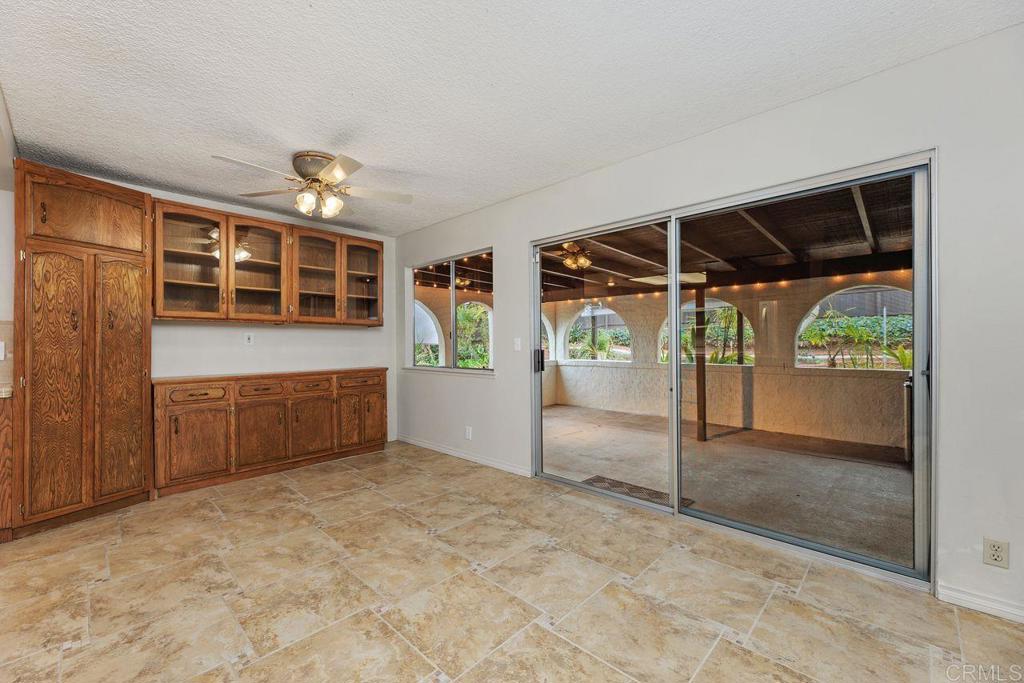 684 Coronado Circle Vista, CA 92084 - Photo 12 of 24