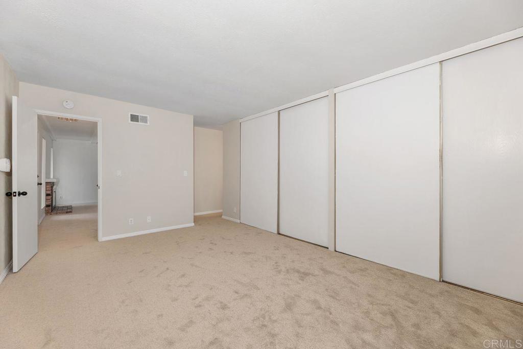 684 Coronado Circle Vista, CA 92084 - Photo 14 of 24