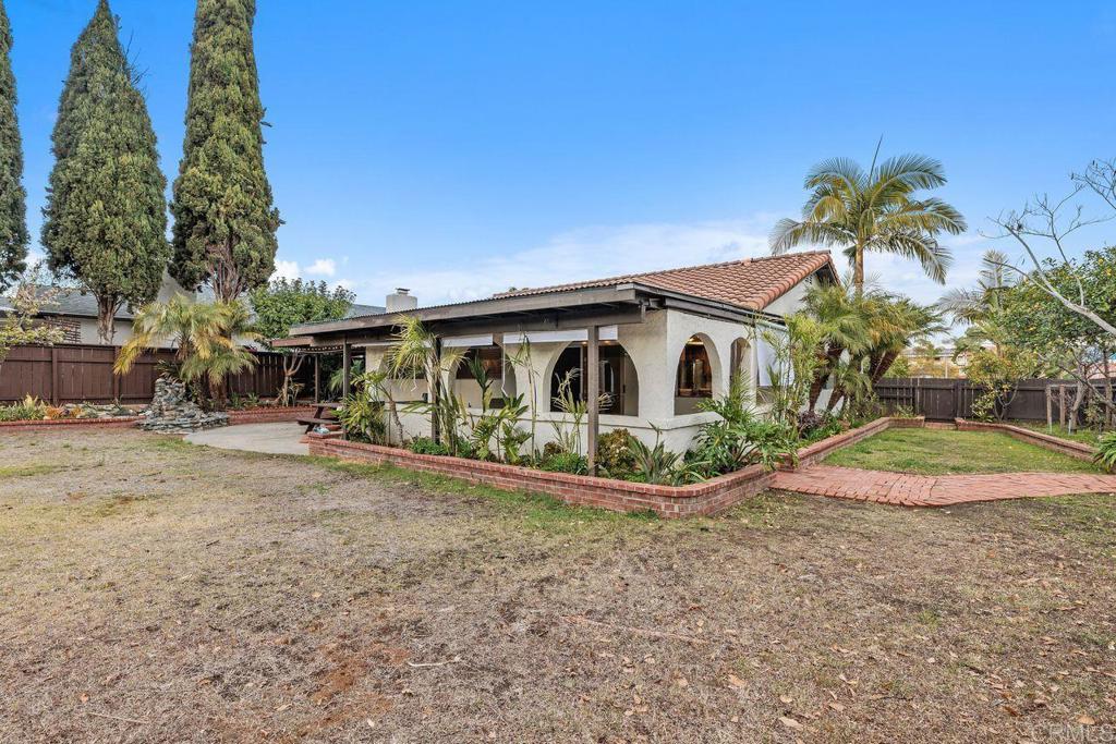 684 Coronado Circle Vista, CA 92084 - Photo 23 of 24