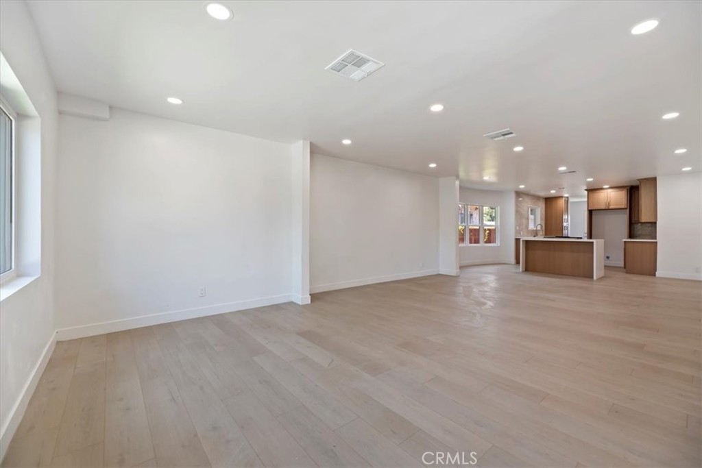 3011 5th Los Angeles, CA 90018 - Photo 11 of 44 a view of kitchen and a window