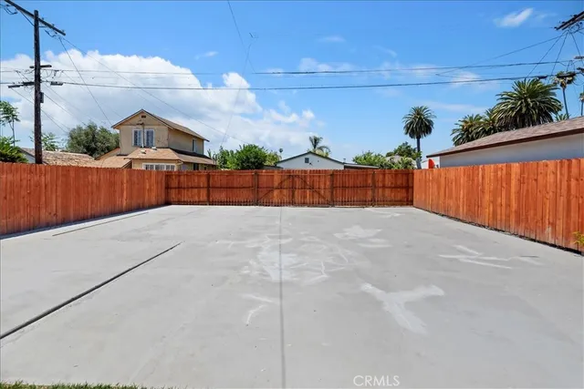 $1,099,000 | 3011 5th, Los Angeles, CA 90018