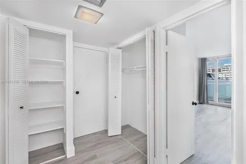 $300,000 | 100 Bayview Drive, Unit 229, Sunny Isles Beach, FL 33160