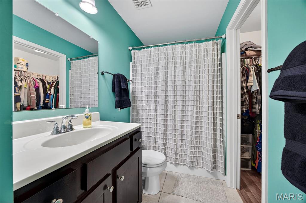 38 Shady Tree Court Winfield, MO 63389 - Photo 15 of 36