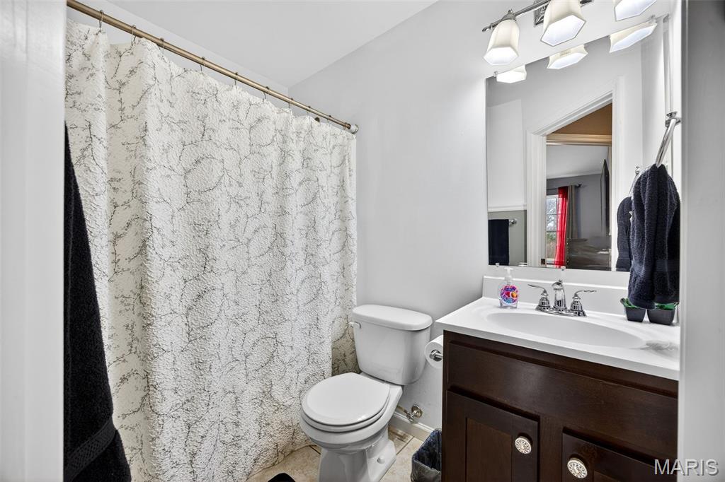 38 Shady Tree Court Winfield, MO 63389 - Photo 18 of 36