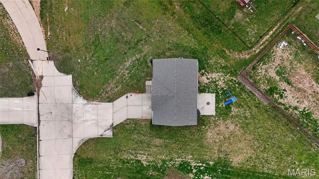 38 Shady Tree Court Winfield, MO 63389 - Photo 25 of 36