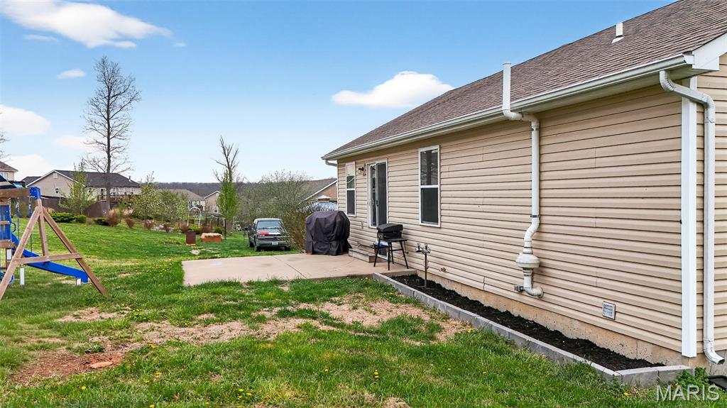 38 Shady Tree Court Winfield, MO 63389 - Photo 33 of 36