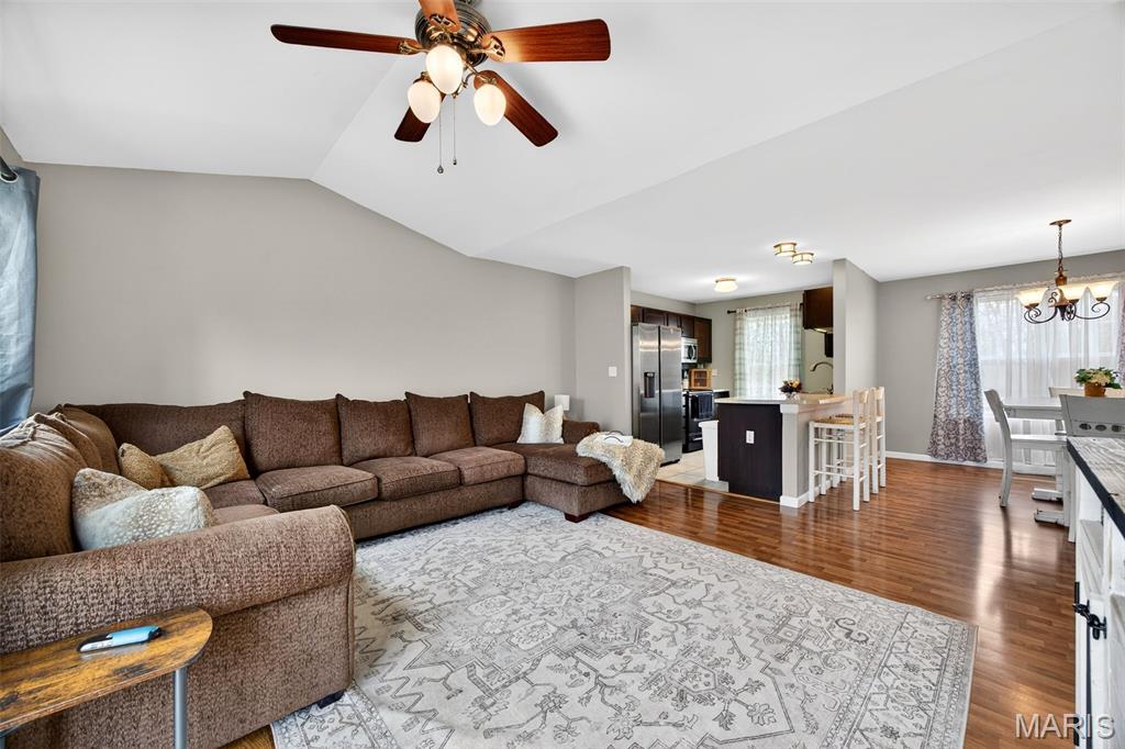 38 Shady Tree Court Winfield, MO 63389 - Photo 4 of 36