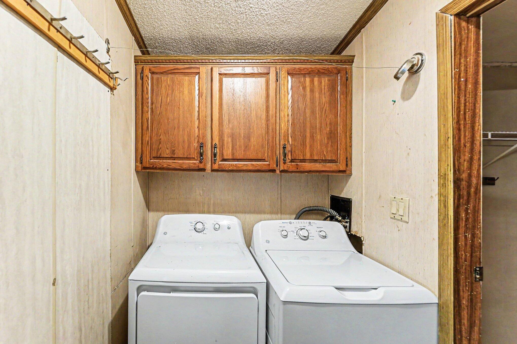 10967 South Hawkins Road Reed City, MI 49677 - Photo 5 of 24 021_file_7520
