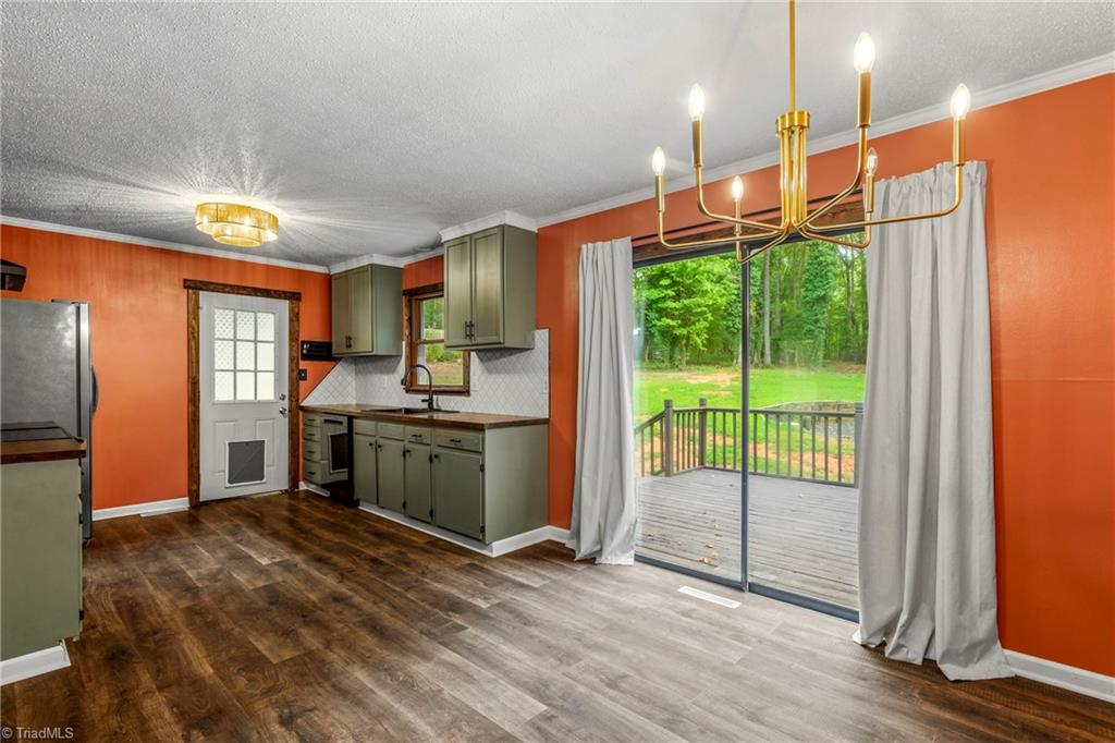 206 Laura Road Madison, NC 27025 - Photo 12 of 43 Gallery Image 12