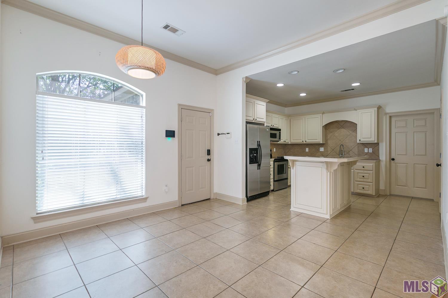 9541 Summer Pointe Avenue Baton Rouge, LA 70810 - Photo 6 of 16