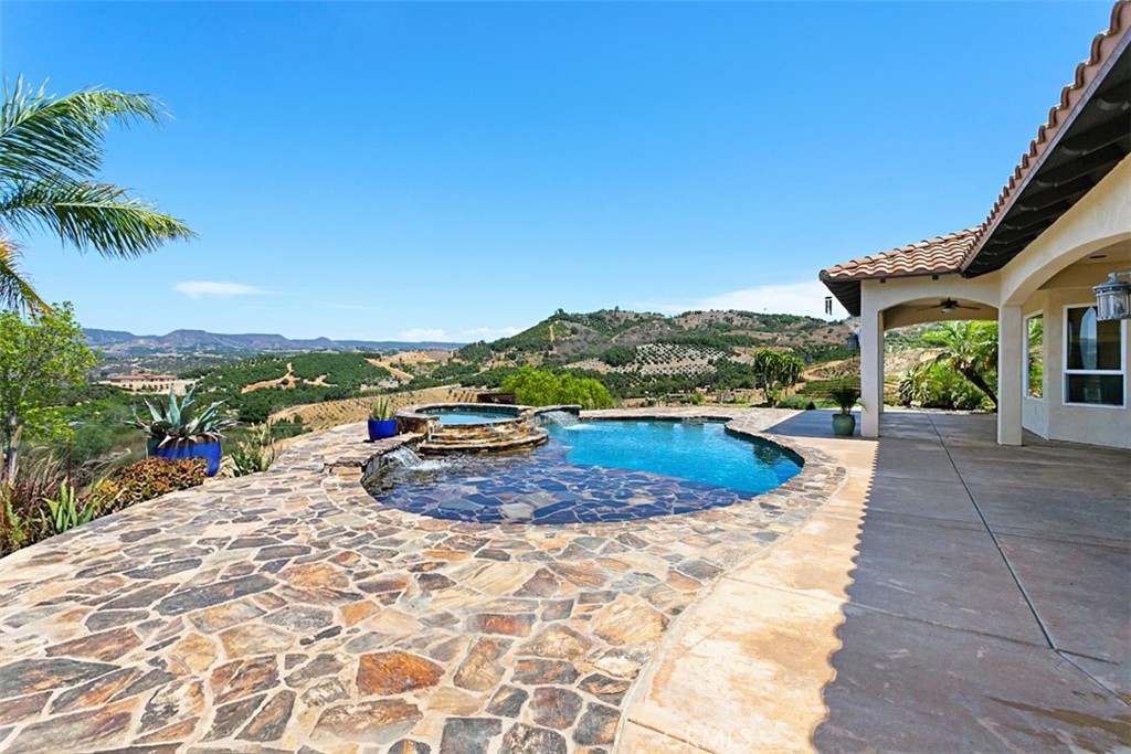 4106 Rock Mountain Road Fallbrook, CA 92028 - Photo 5 of 36 a view of outdoor space yard and swimming pool