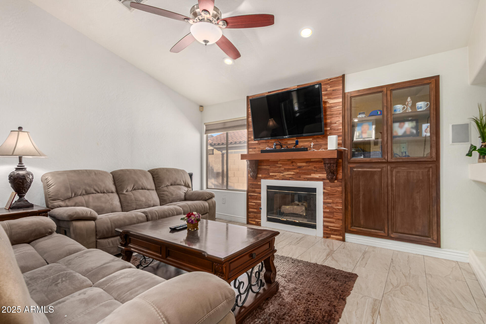 479 West Douglas Avenue Gilbert, AZ 85233 - Photo 8 of 38 08-Douglas