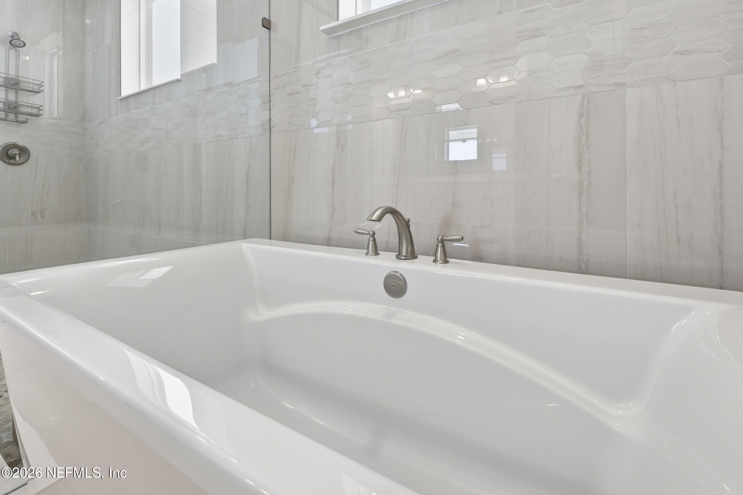 413 Marquesa Circle St. Johns, FL 32259 - Photo 28 of 74 Soak Tub