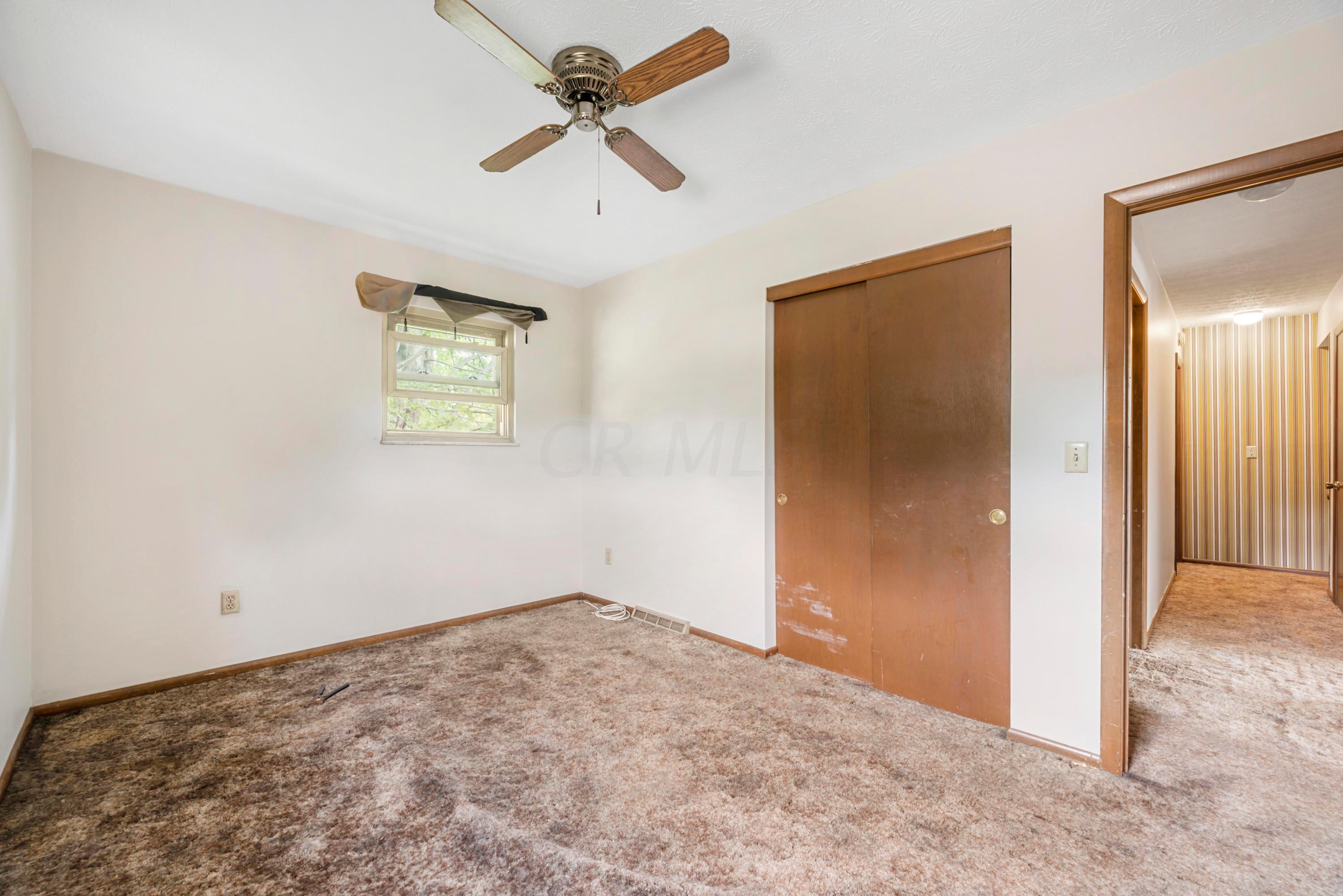 5458 Cedarbush Road Columbus, OH 43229 - Photo 27 of 37 Gallery Image 27
