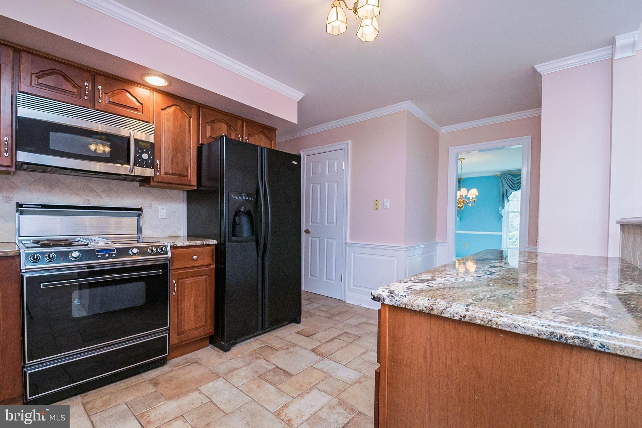 104 Bridle Path East Hockessin, DE 19707 - Photo 11 of 36 kitchen